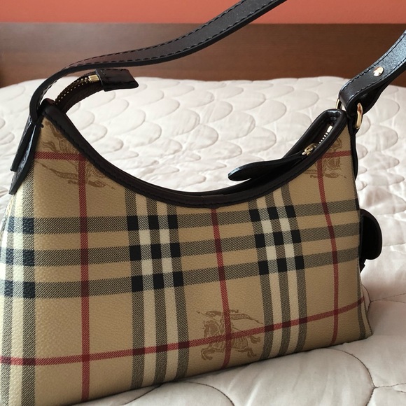 Burberry Handbags - Burberry handbag